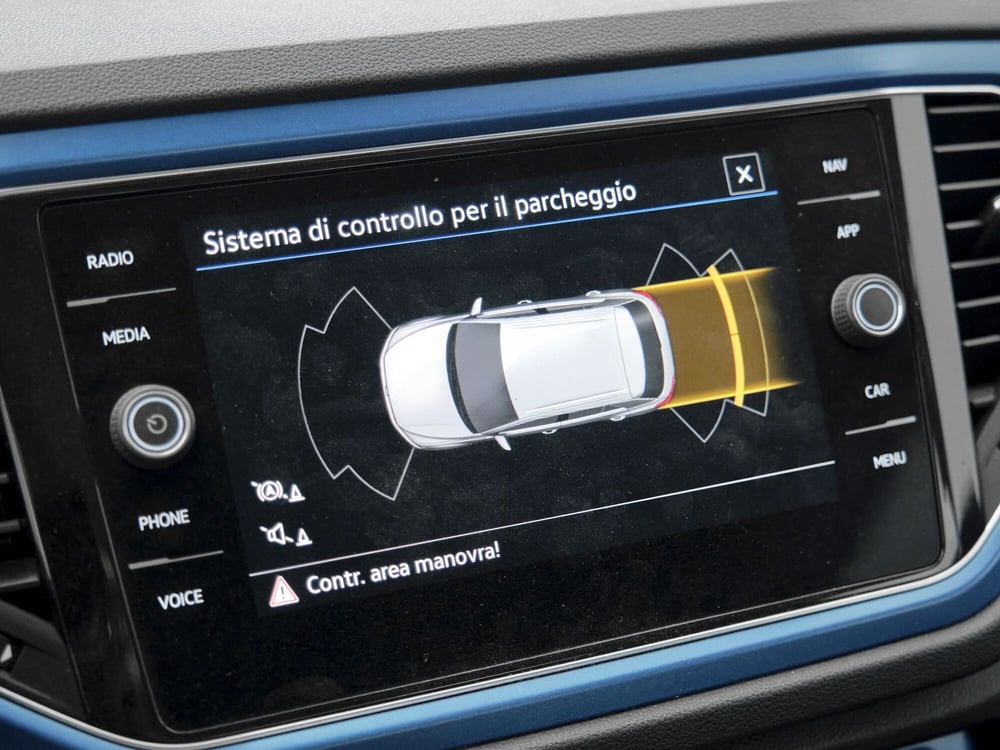 Volkswagen T-Roc usata a Prato (14)