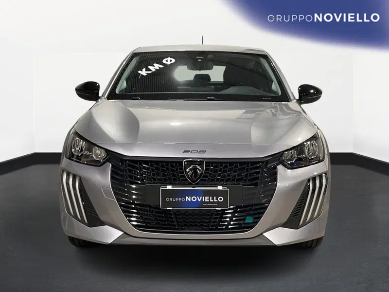 Peugeot 208 nuova a Salerno (2)