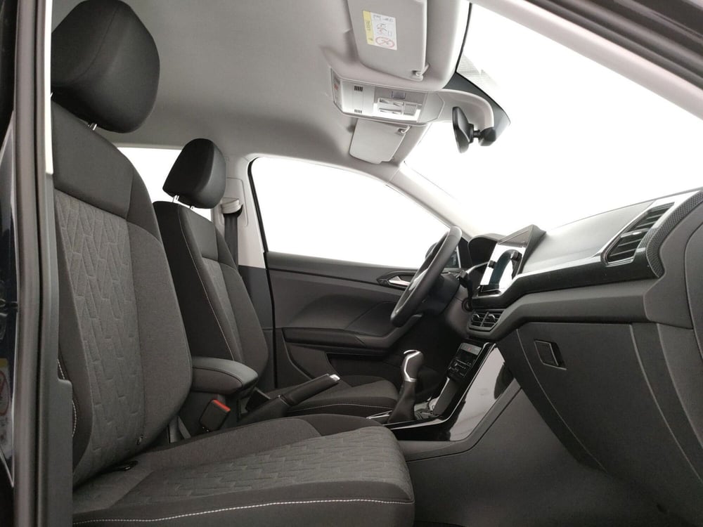 Volkswagen T-Cross nuova a Napoli (7)