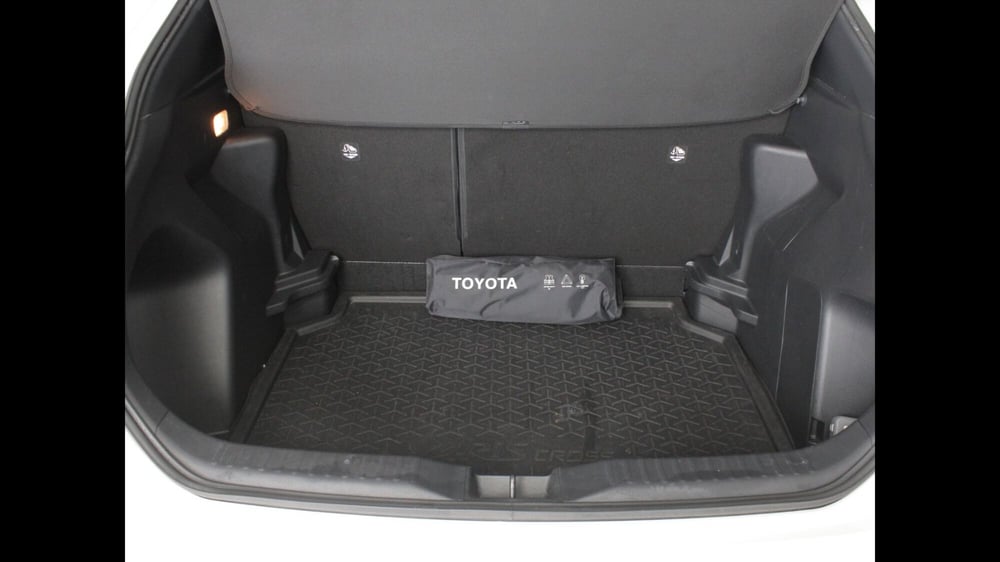 Toyota Yaris Cross usata a Palermo (11)