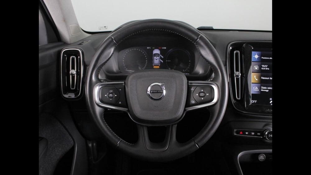 Volvo XC40 usata a Palermo (9)