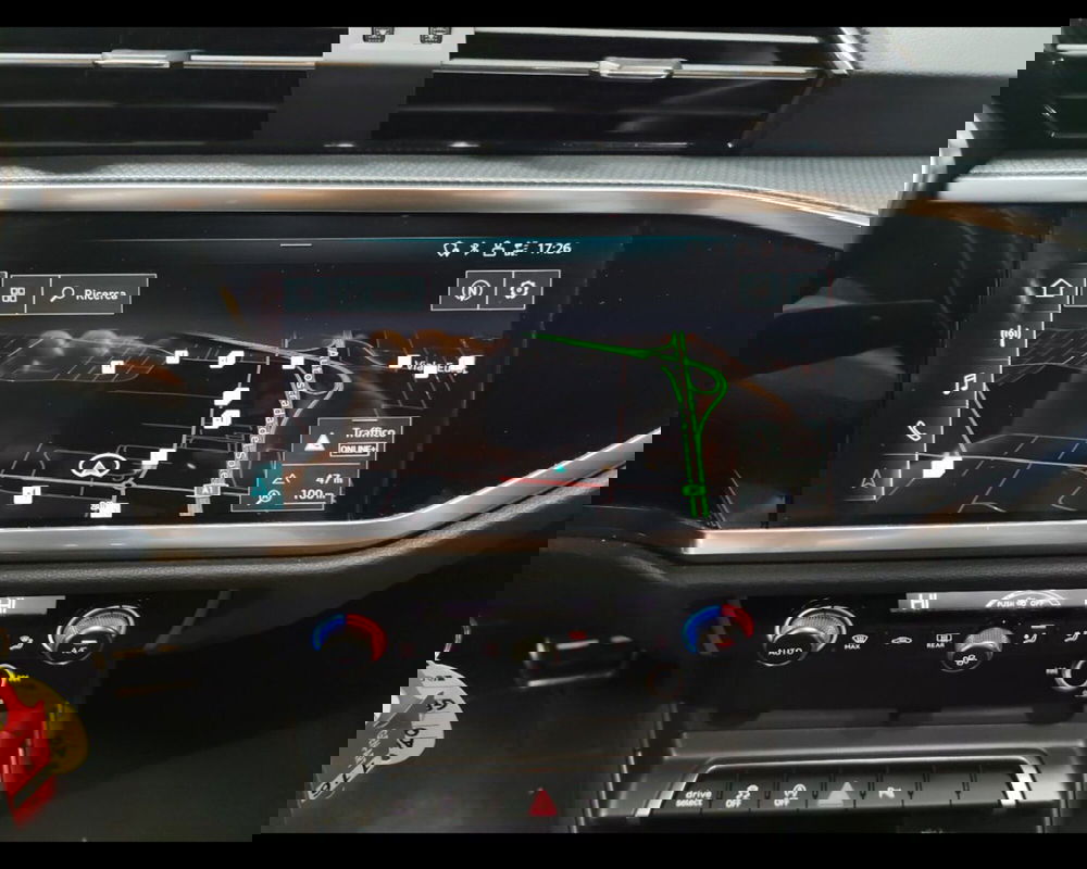 Audi Q3 Sportback usata a Caserta (18)