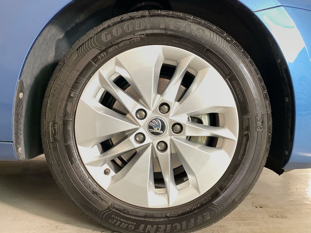 Skoda Octavia Station Wagon usata a Varese (7)