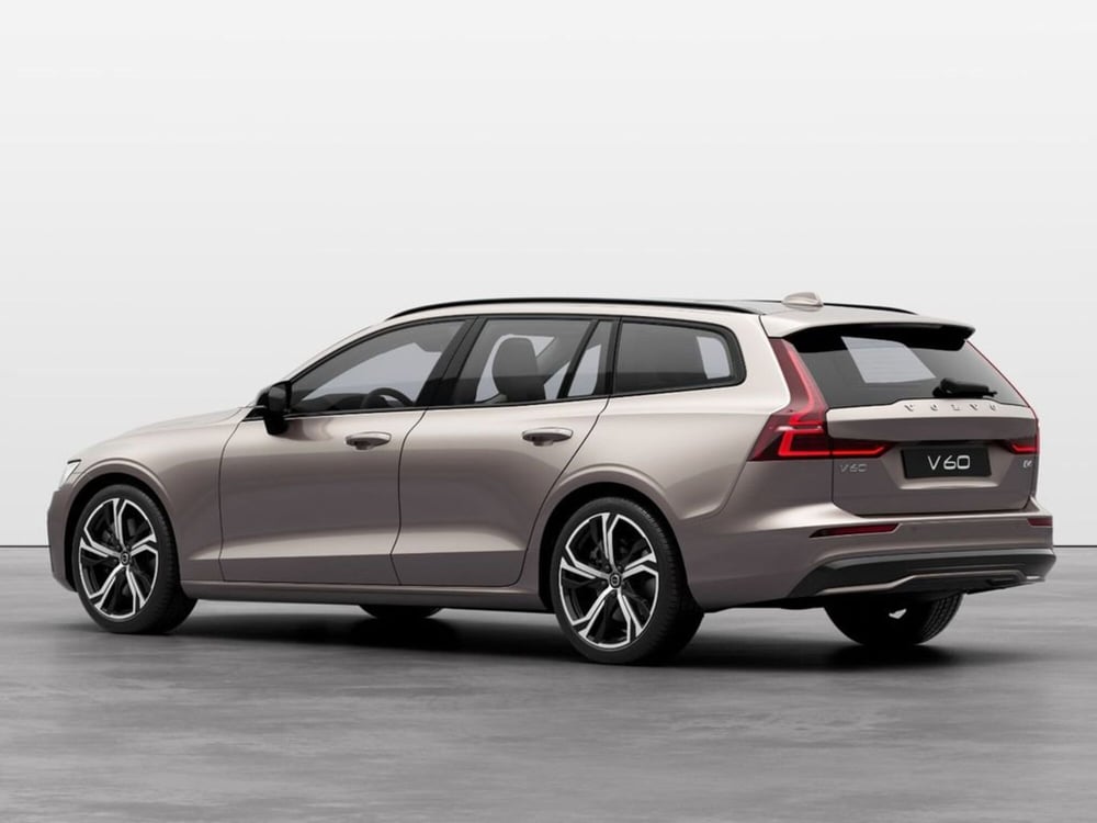 Volvo V60 nuova a Pescara (2)