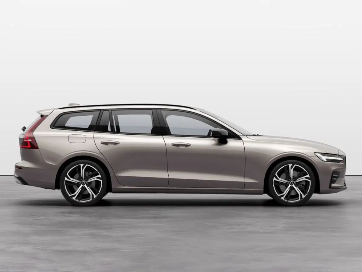 Volvo V60 nuova a Pescara (4)