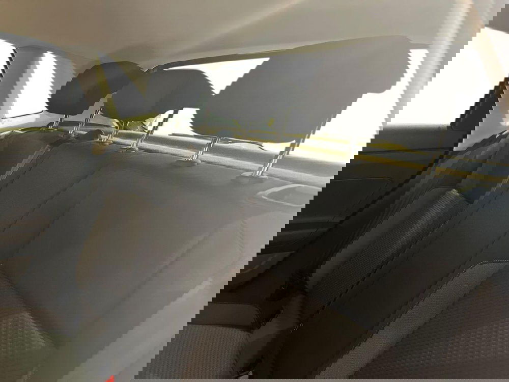 Volkswagen Polo nuova a Prato (12)