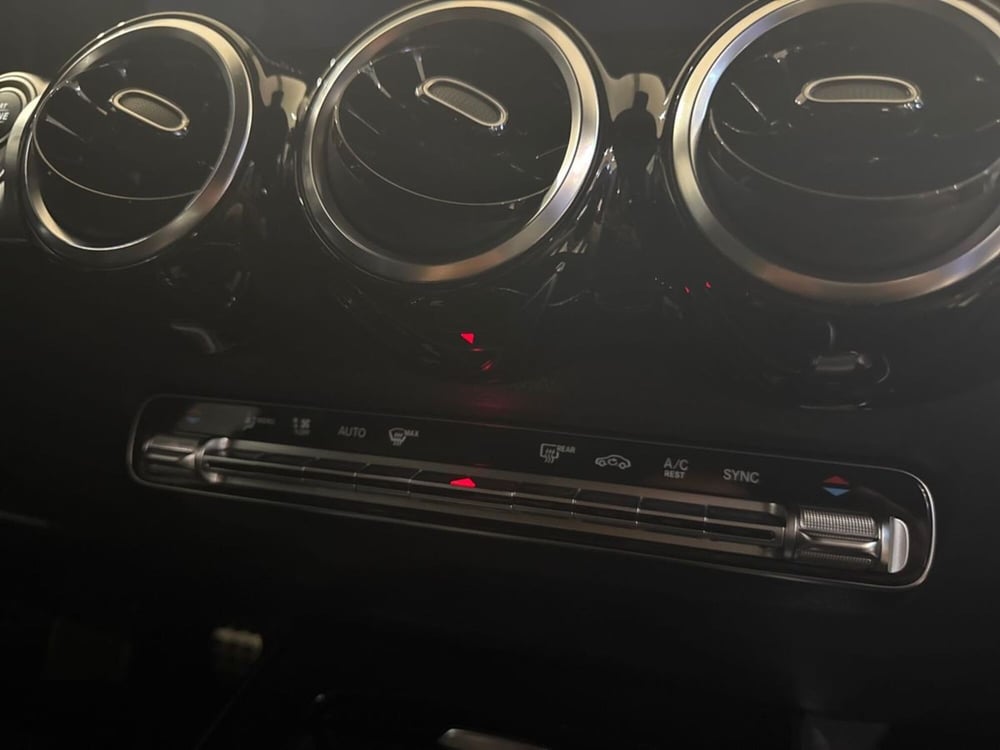 Mercedes-Benz GLB usata a Firenze (14)