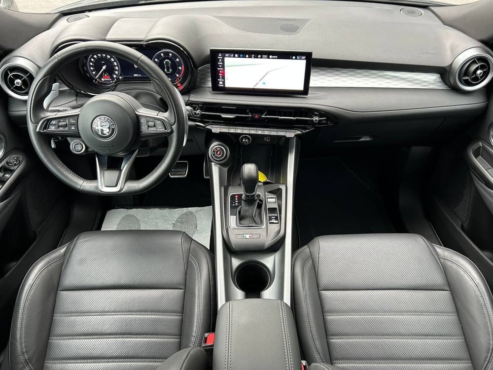 Alfa Romeo Tonale usata a Ancona (13)