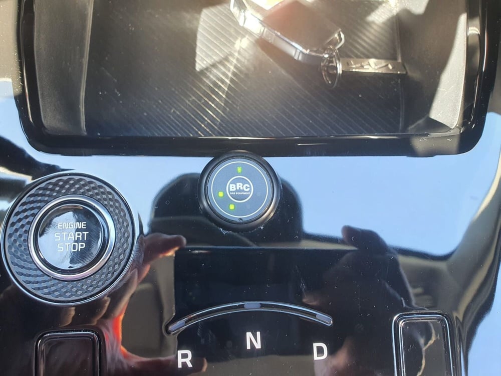 Kia Niro usata a Rimini (12)