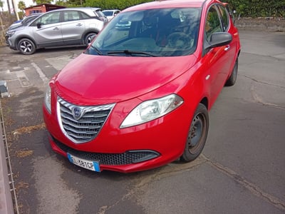 Lancia Ypsilon 1.2 69 CV 5 porte GPL Ecochic Silver del 2013 usata a San Gregorio di Catania