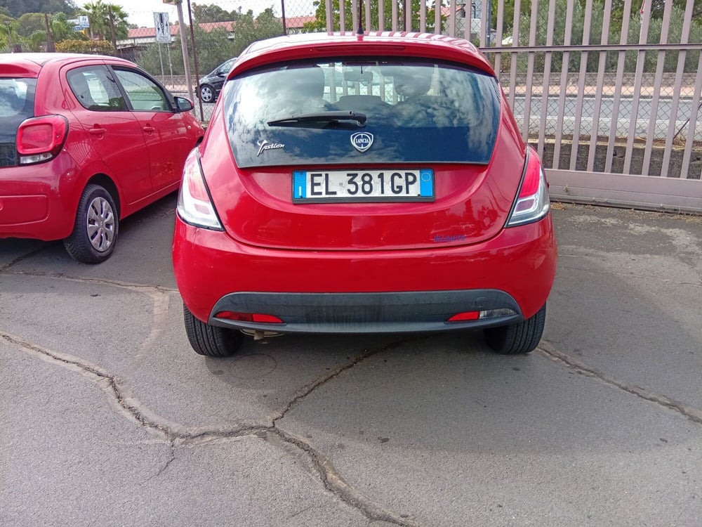 Lancia Ypsilon usata a Catania (4)