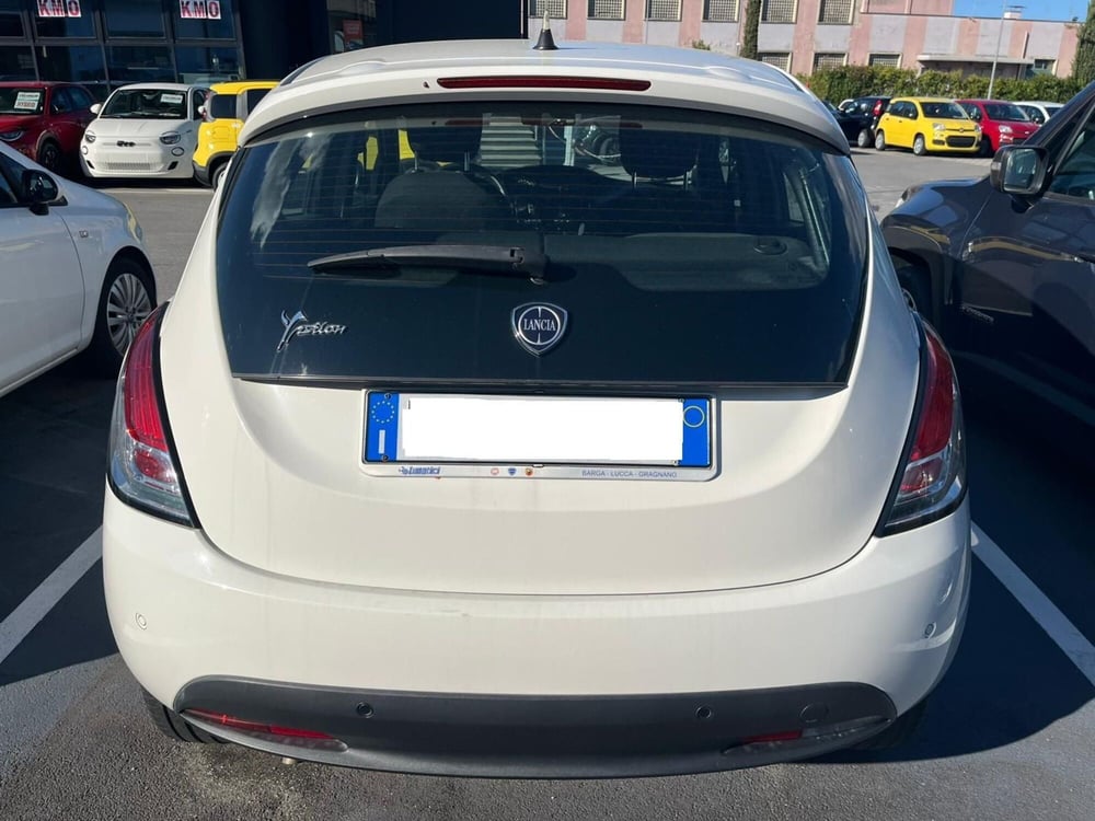 Lancia Ypsilon usata a Lucca (5)