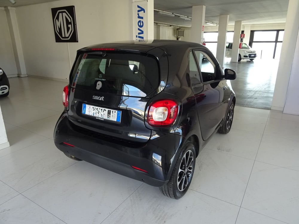 smart Fortwo usata a Lucca (4)