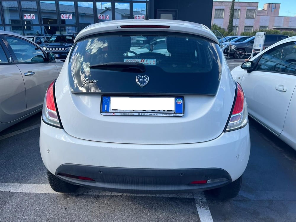 Lancia Ypsilon usata a Lucca (3)