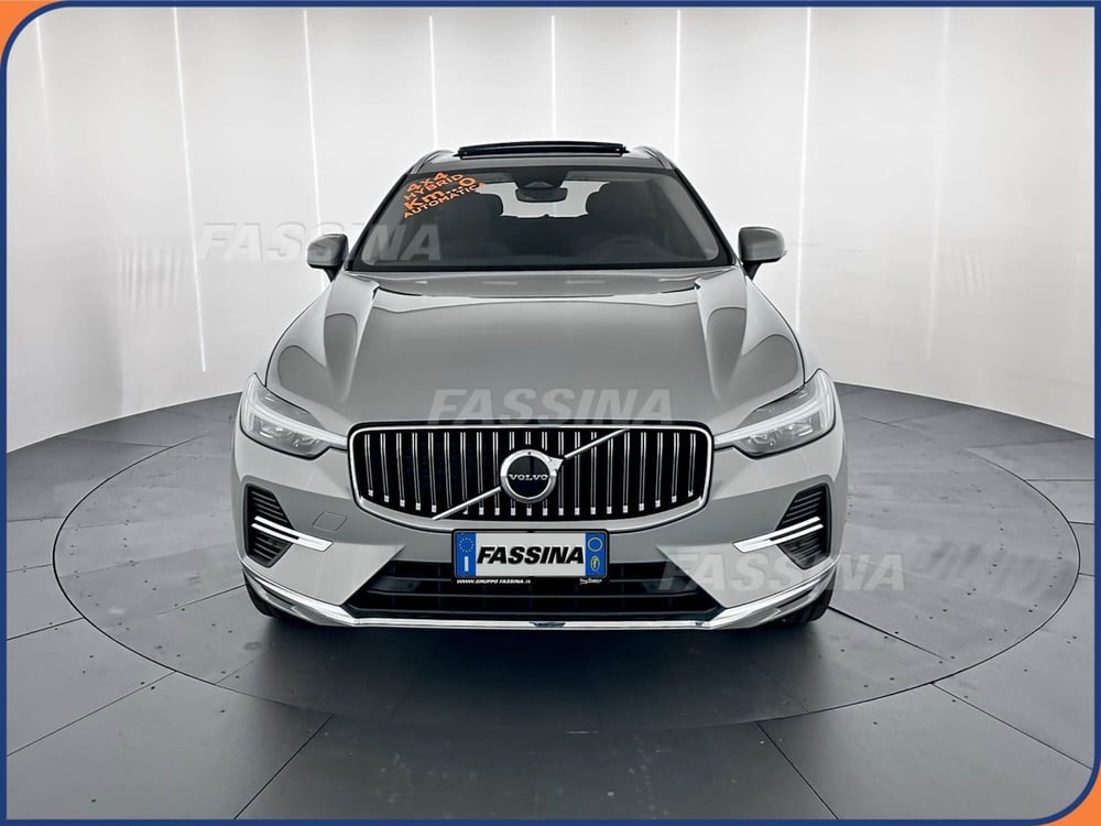Volvo XC60 nuova a Milano (2)