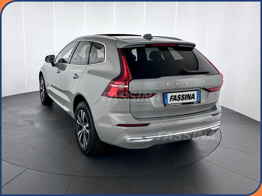 Volvo XC60 nuova a Milano (4)