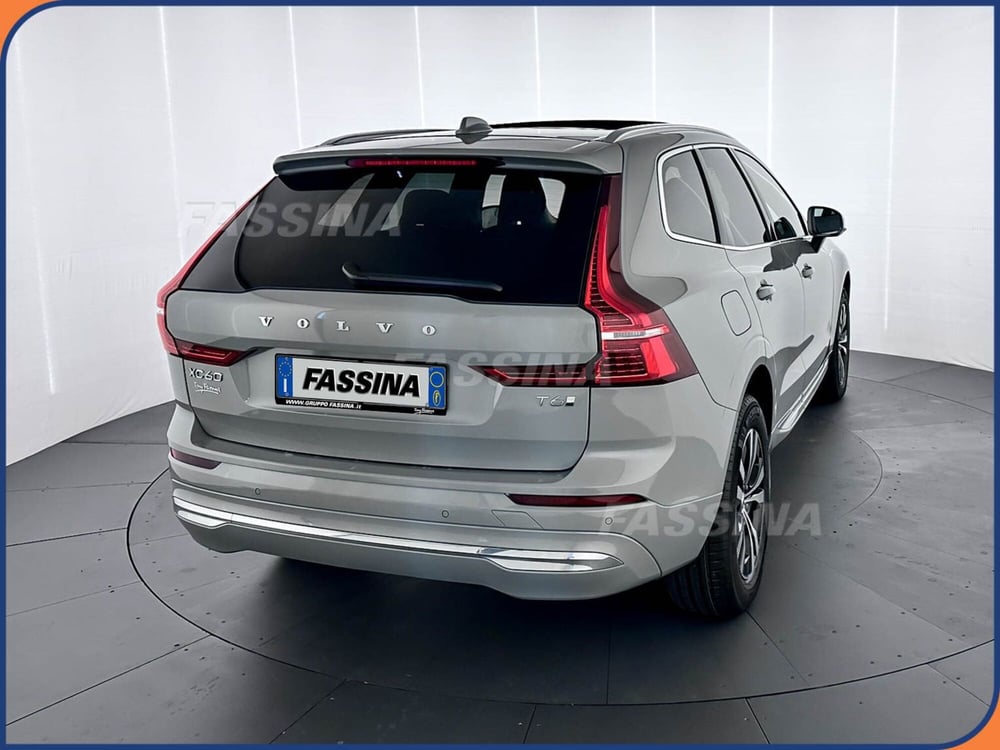 Volvo XC60 nuova a Milano (6)