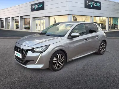 Peugeot 208 PureTech 100 Stop&amp;Start EAT8 5 porte Allure del 2020 usata a Foggia