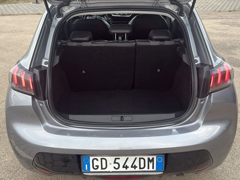 Peugeot 208 usata a Foggia (10)