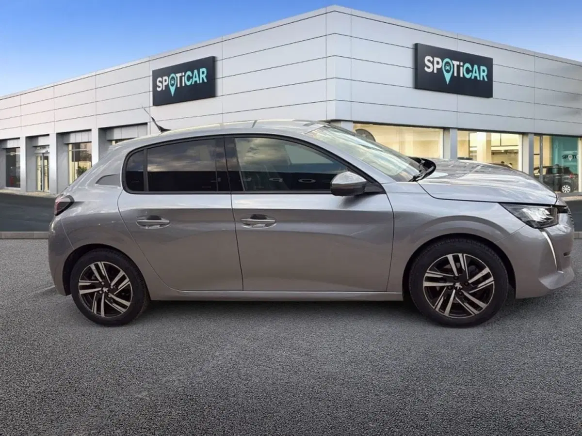 Peugeot 208 usata a Foggia (4)