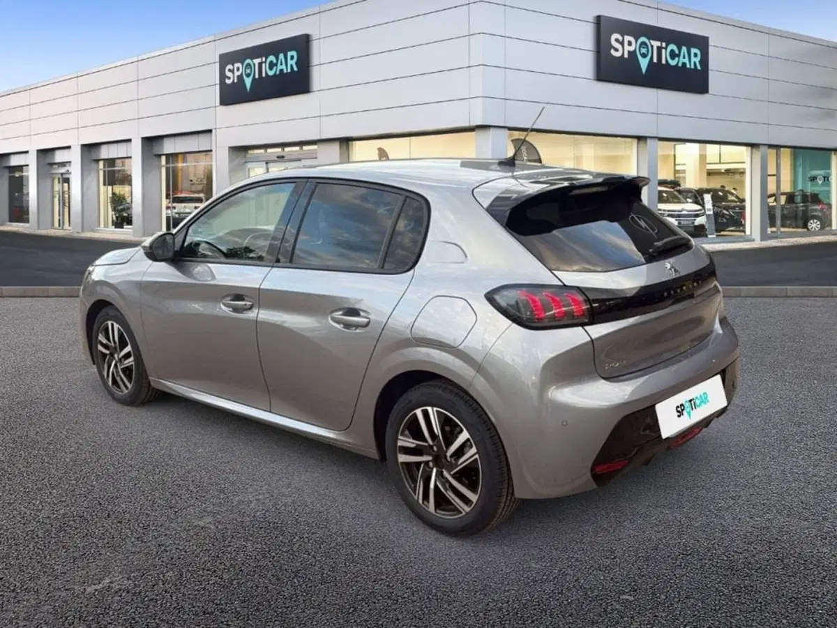 Peugeot 208 usata a Foggia (7)