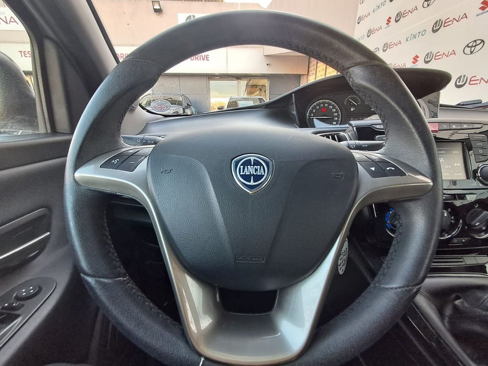 Lancia Ypsilon usata a Cagliari (11)