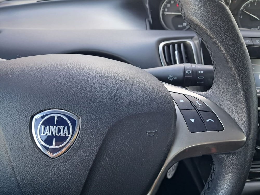 Lancia Ypsilon usata a Cagliari (13)