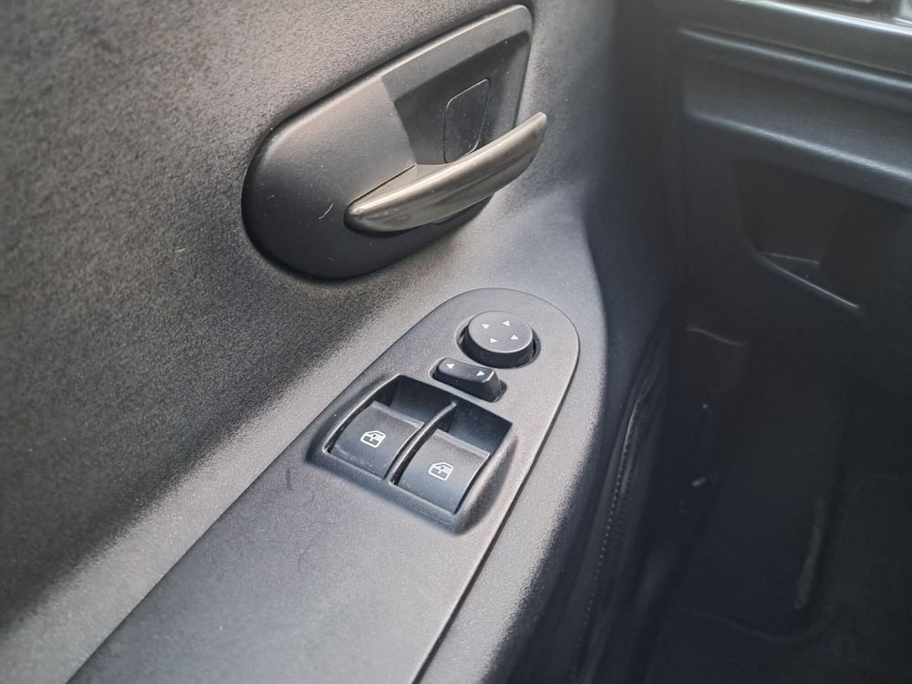 Lancia Ypsilon usata a Cagliari (16)