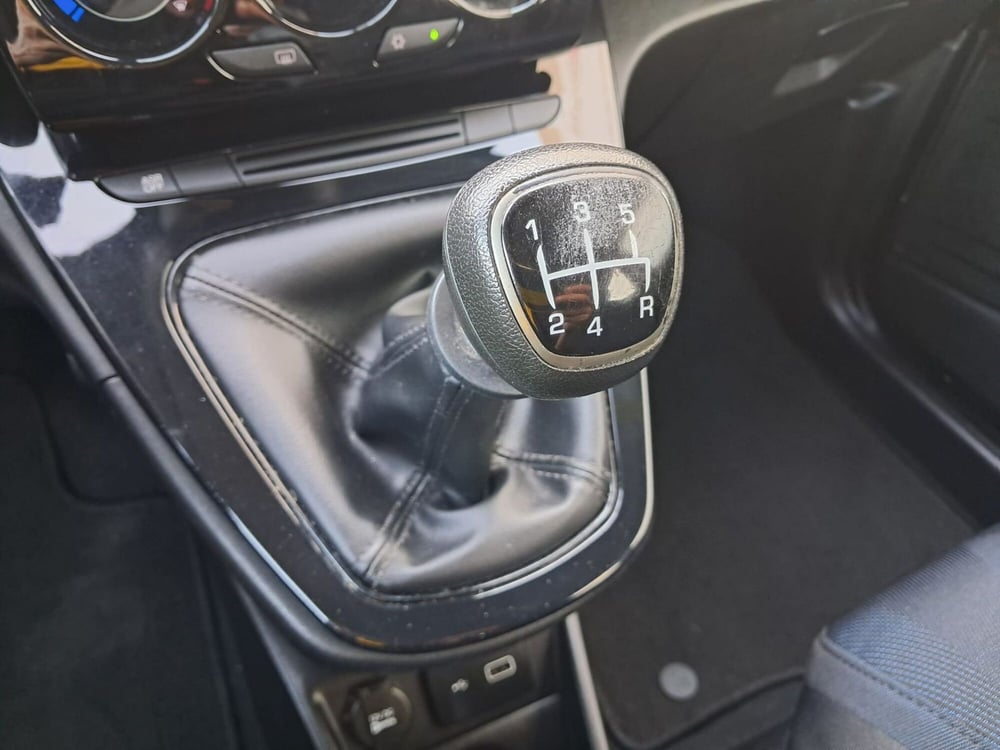 Lancia Ypsilon usata a Cagliari (19)