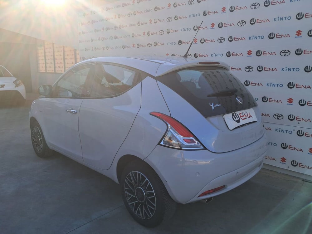 Lancia Ypsilon usata a Cagliari (5)