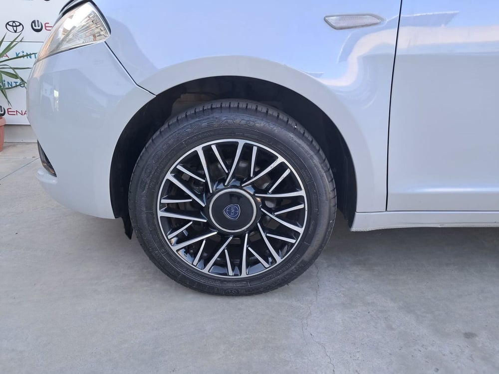 Lancia Ypsilon usata a Cagliari (7)