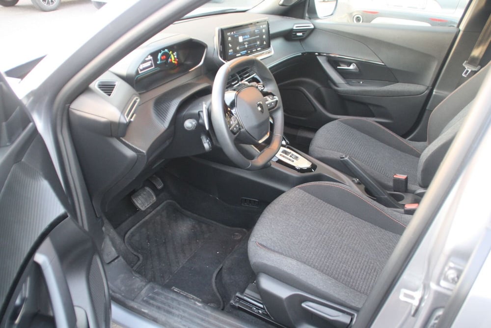 Peugeot 2008 usata a Catania (16)