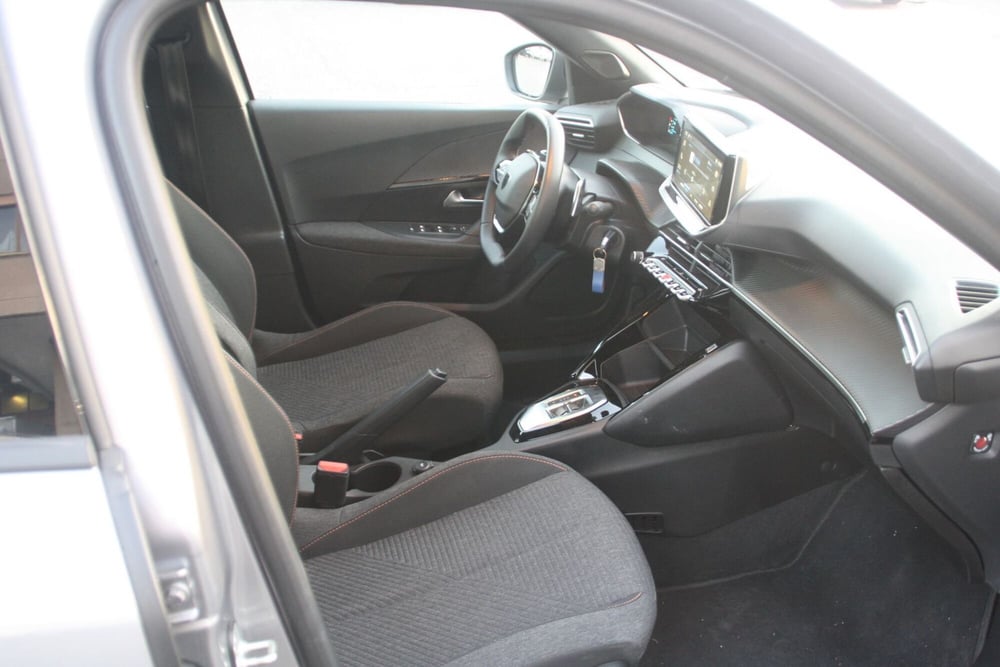 Peugeot 2008 usata a Catania (18)