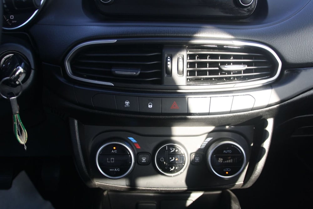 Fiat Tipo Station Wagon usata a Catania (12)