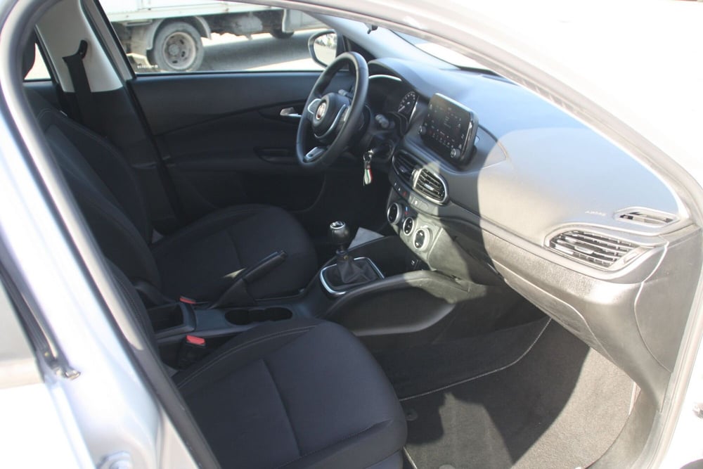 Fiat Tipo Station Wagon usata a Catania (17)