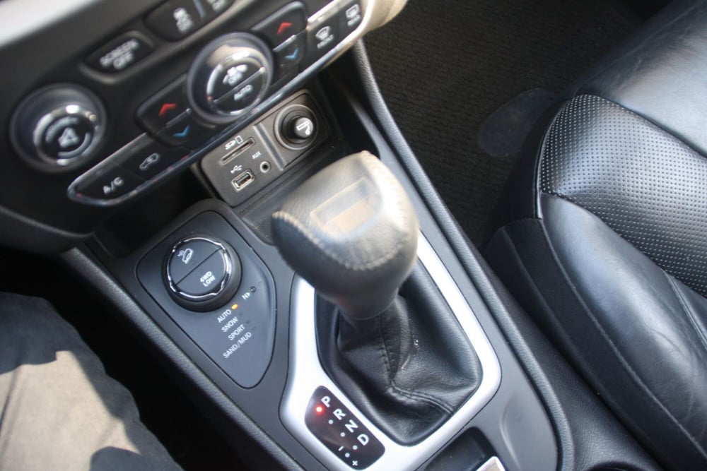 Jeep Cherokee usata a Catania (16)
