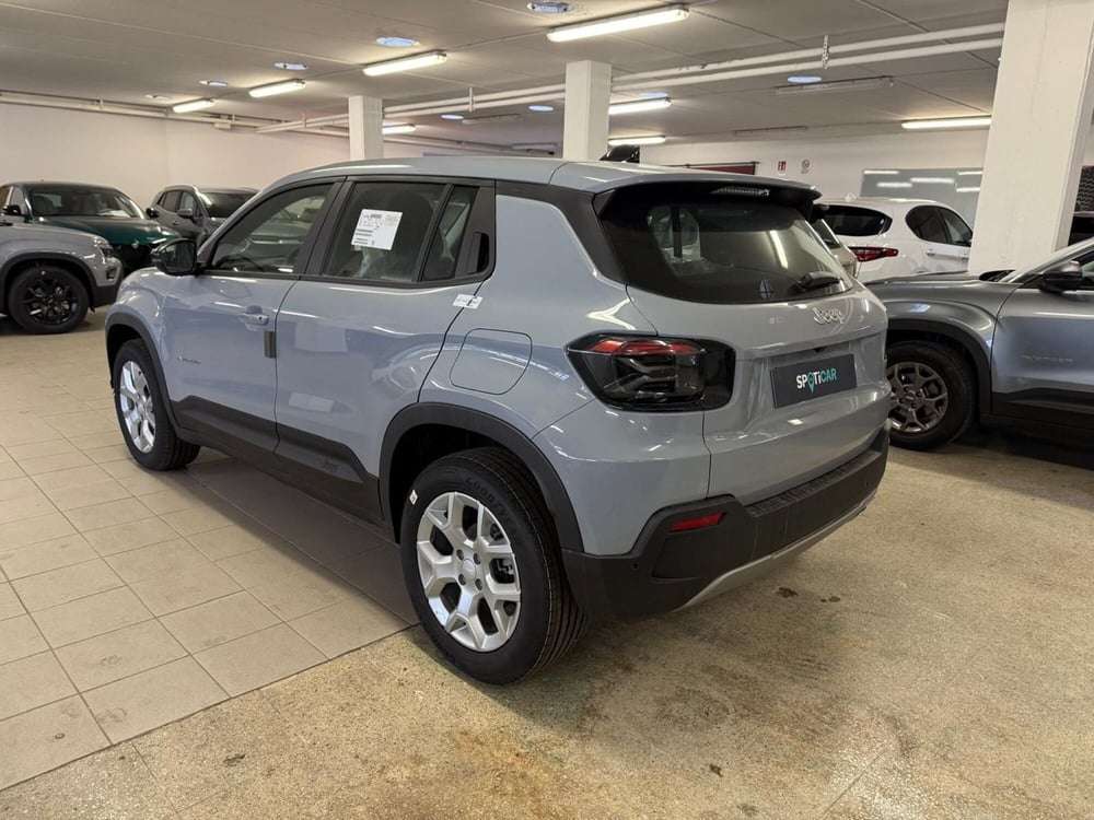 Jeep Avenger nuova a Arezzo (8)