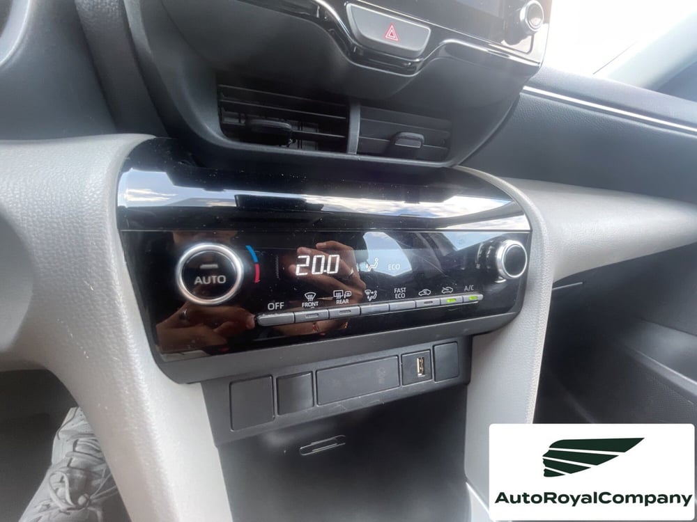 Toyota Yaris Cross usata a Roma (17)
