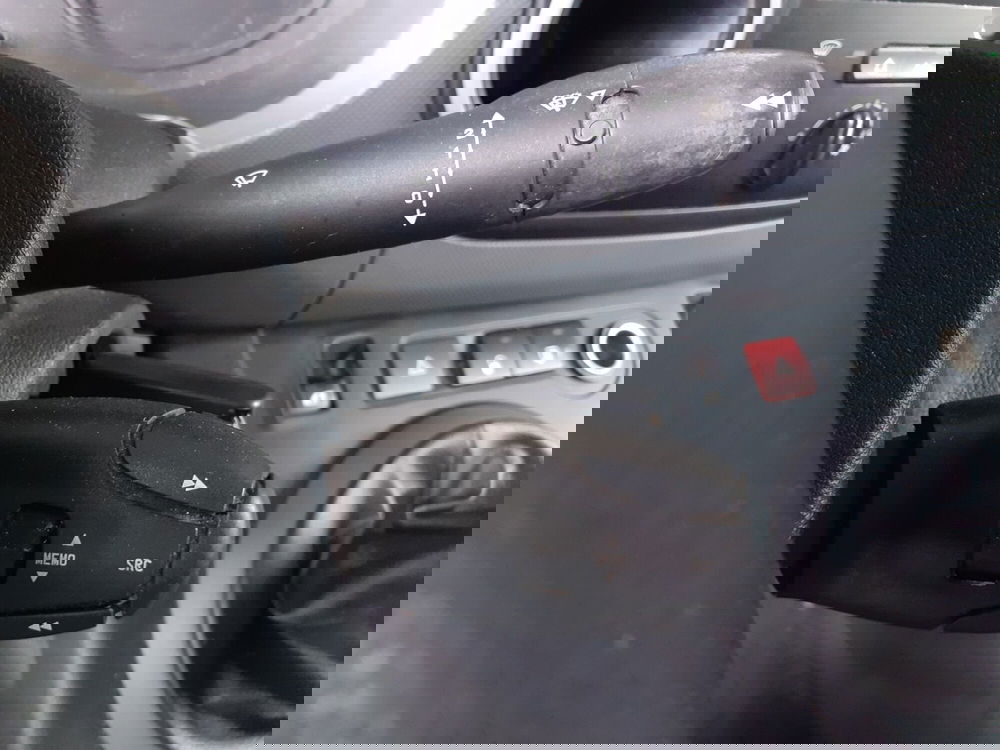 Peugeot Partner usata a Modena (17)