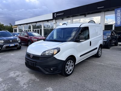 Fiat Dobl&ograve; 1.9 JTD cat Cargo Lamierato SX del 2022 usata a Jesi