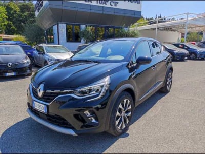 Renault Captur Full Hybrid E-Tech 145 CV Techno del 2024 usata a Latina