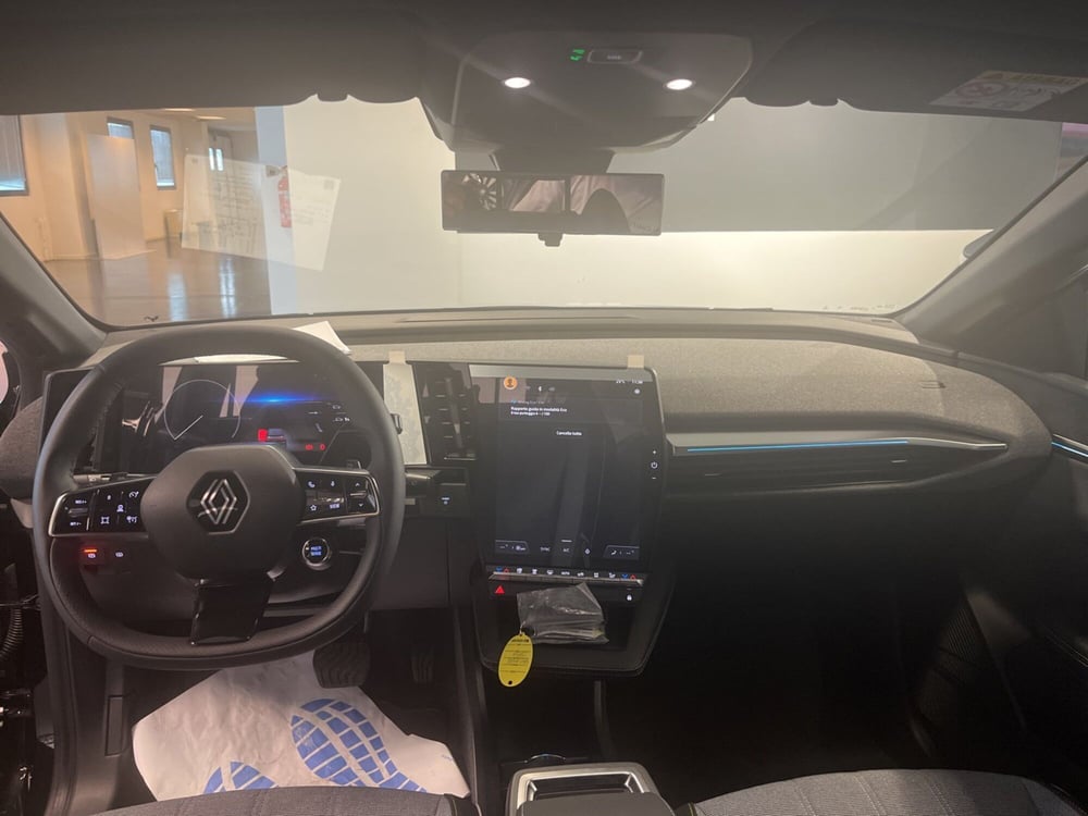 Renault Megane E-Tech Electric nuova a Vicenza (14)
