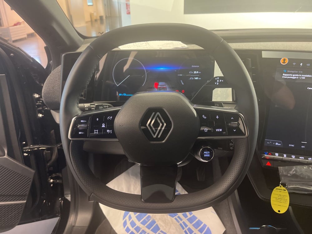 Renault Megane E-Tech Electric nuova a Vicenza (15)