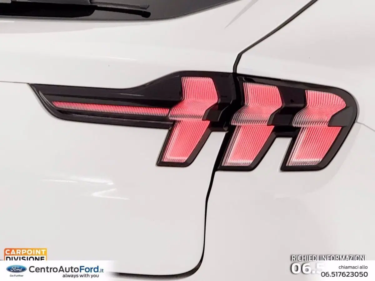 Ford Mustang Mach-E usata a Roma (18)