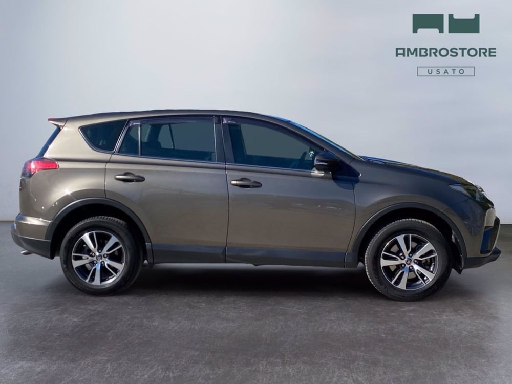 Toyota Rav4 usata a Milano (4)