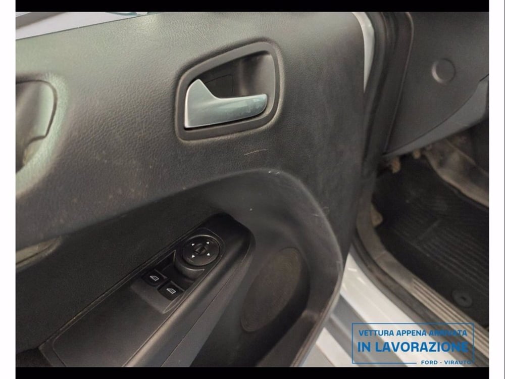 Ford Transit Courier usata a Catania (10)