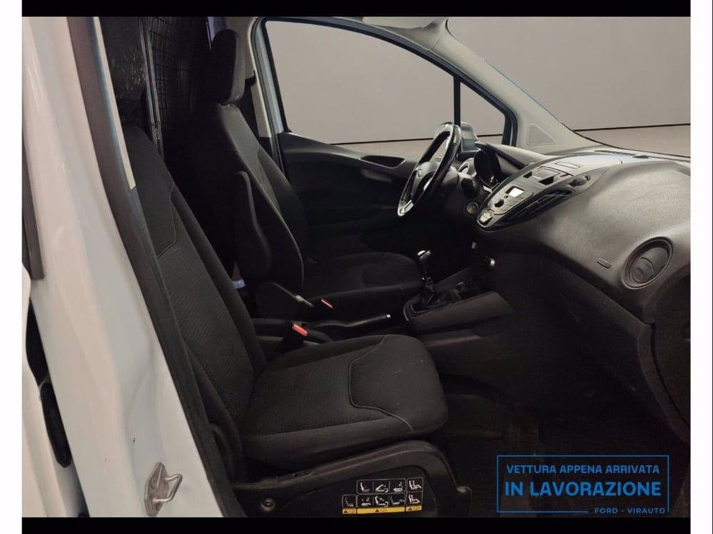 Ford Transit Courier usata a Catania (13)