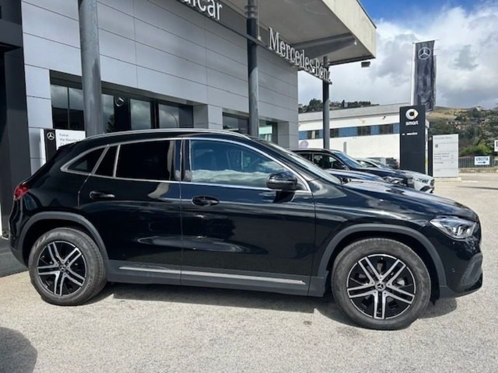 Mercedes-Benz GLA SUV usata a Potenza (4)
