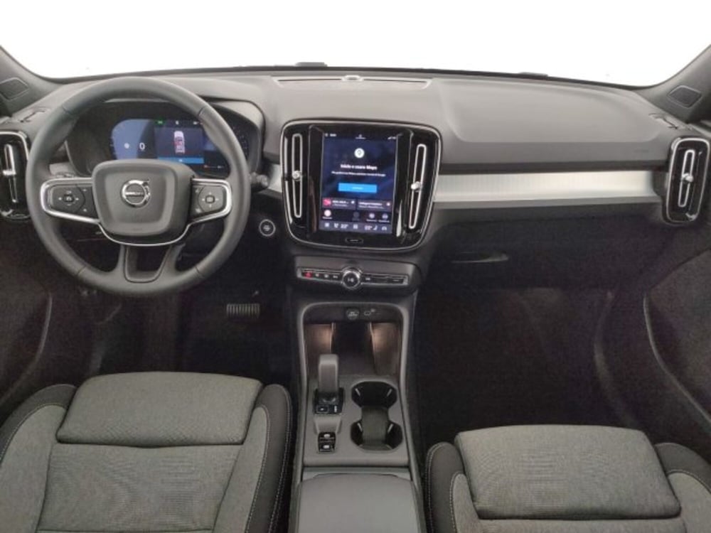 Volvo XC40 nuova a Modena (13)