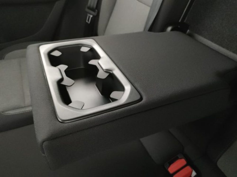 Volvo XC40 nuova a Modena (20)